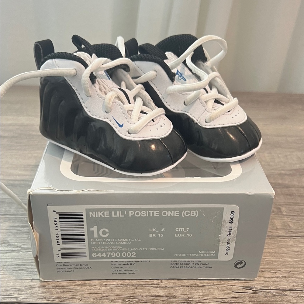 Nike Kids Black and White Lil' Posite One Sneakers